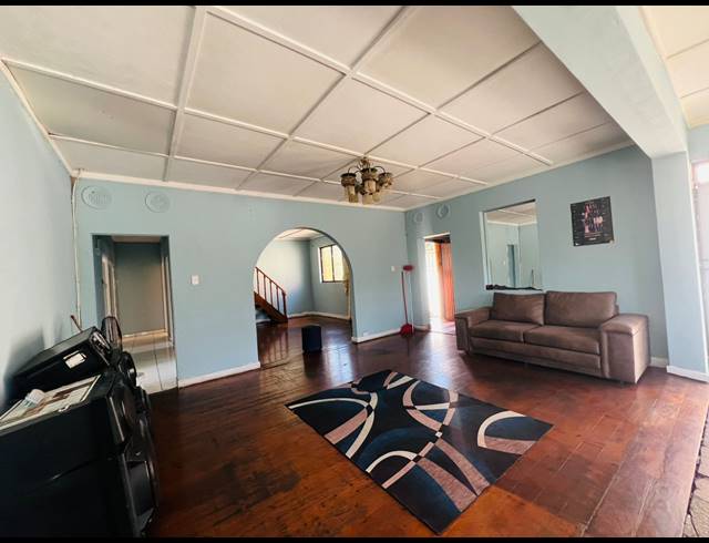 4 BEDROOM HOUSE TO LET IN UMBILO